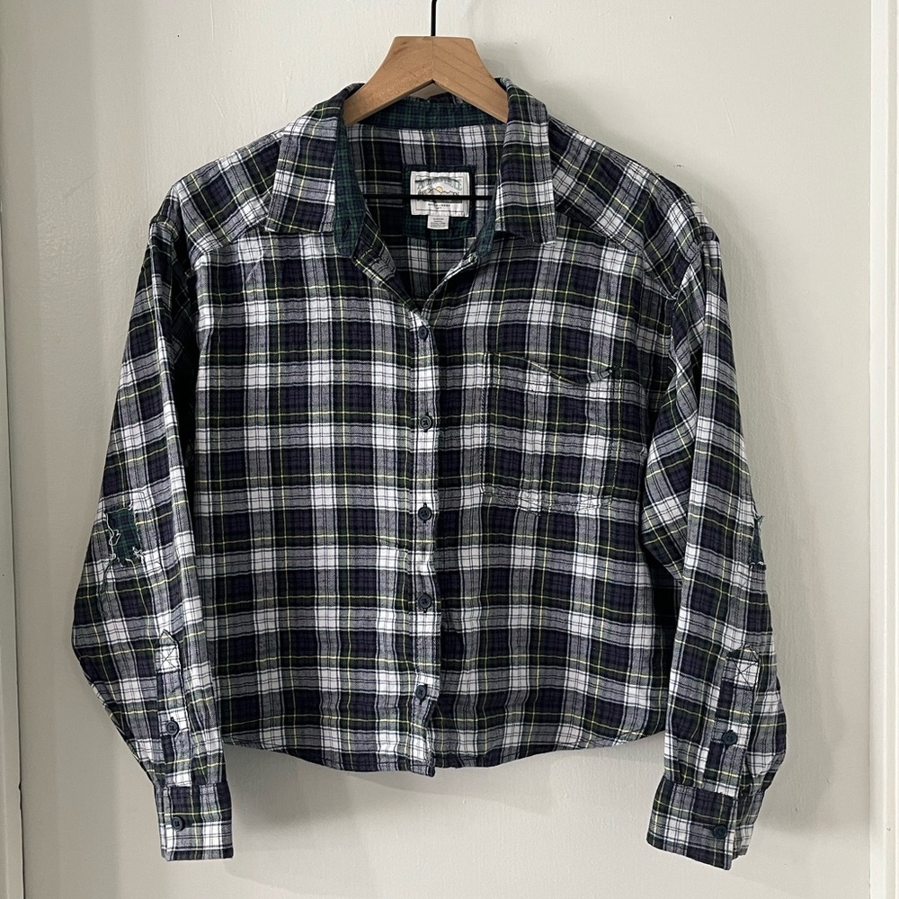 American Eagle Button Down Top